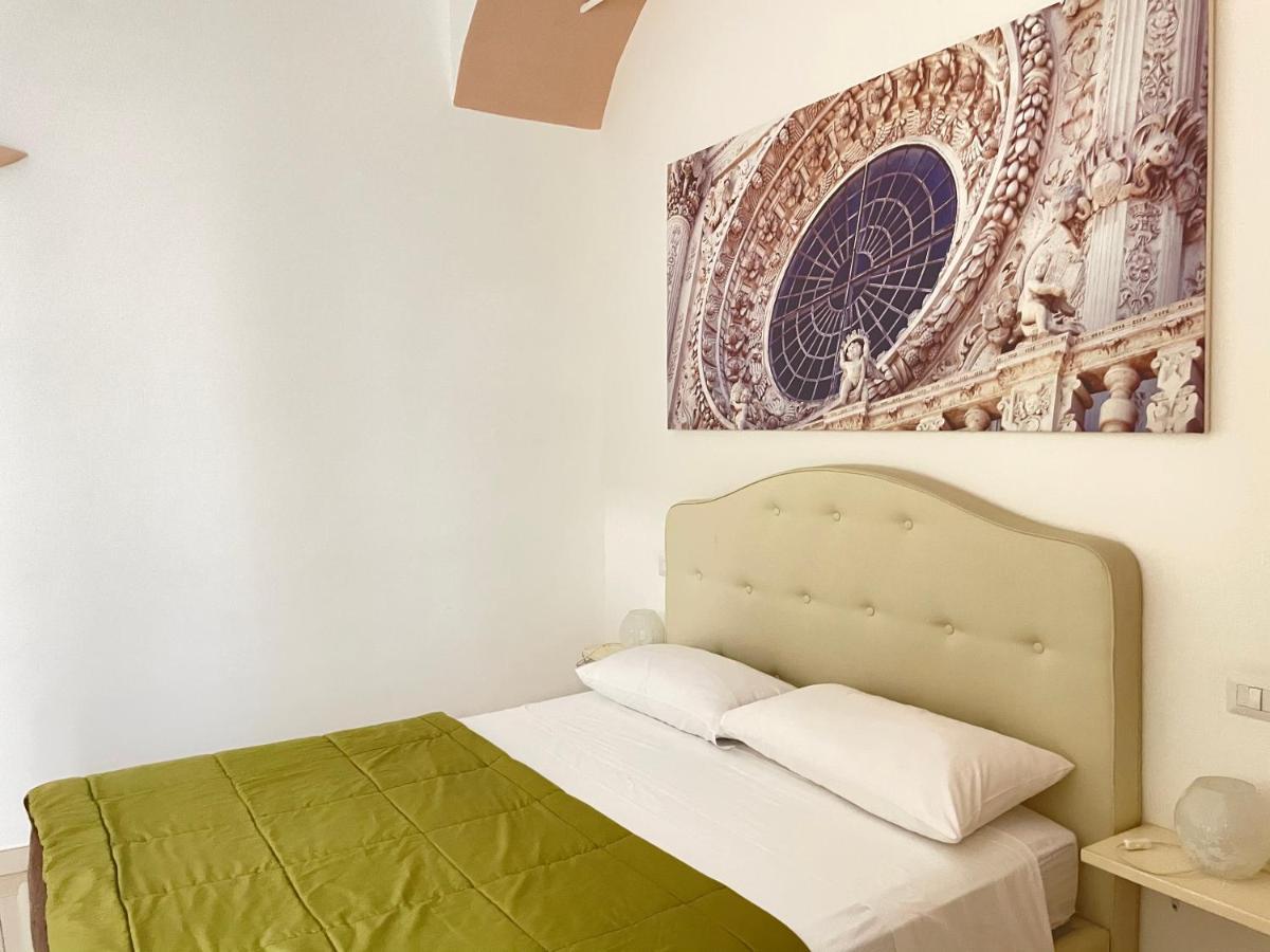 Bed and Breakfast Casa Mamma Elvira Lecce Zewnętrze zdjęcie