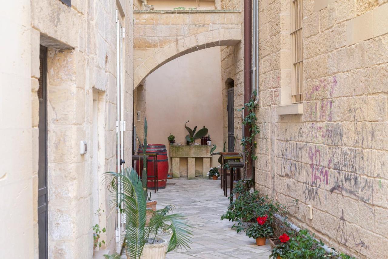 Bed and Breakfast Casa Mamma Elvira Lecce Zewnętrze zdjęcie