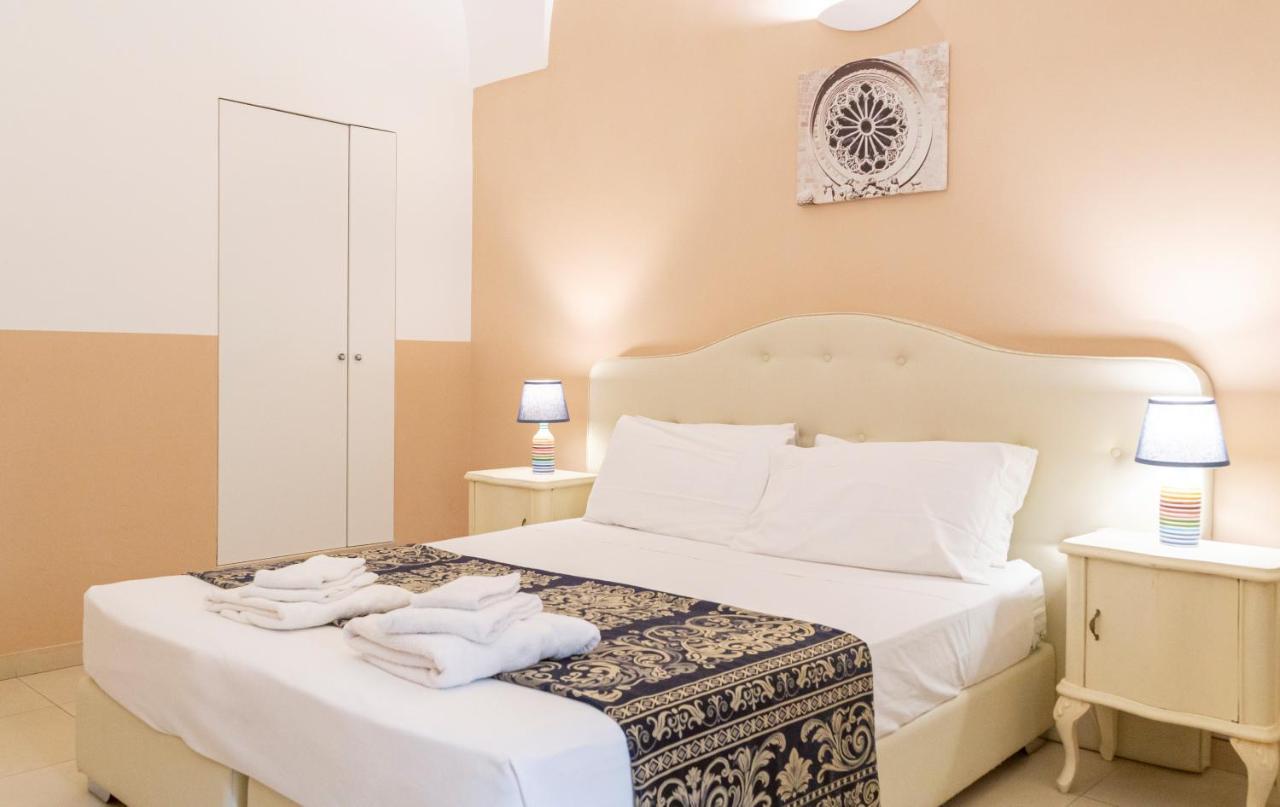 Bed and Breakfast Casa Mamma Elvira Lecce Zewnętrze zdjęcie