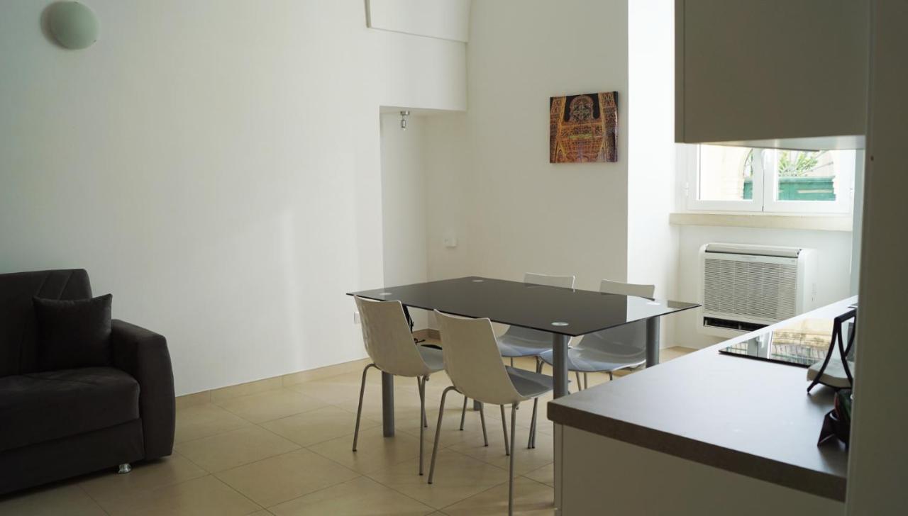 Bed and Breakfast Casa Mamma Elvira Lecce Zewnętrze zdjęcie