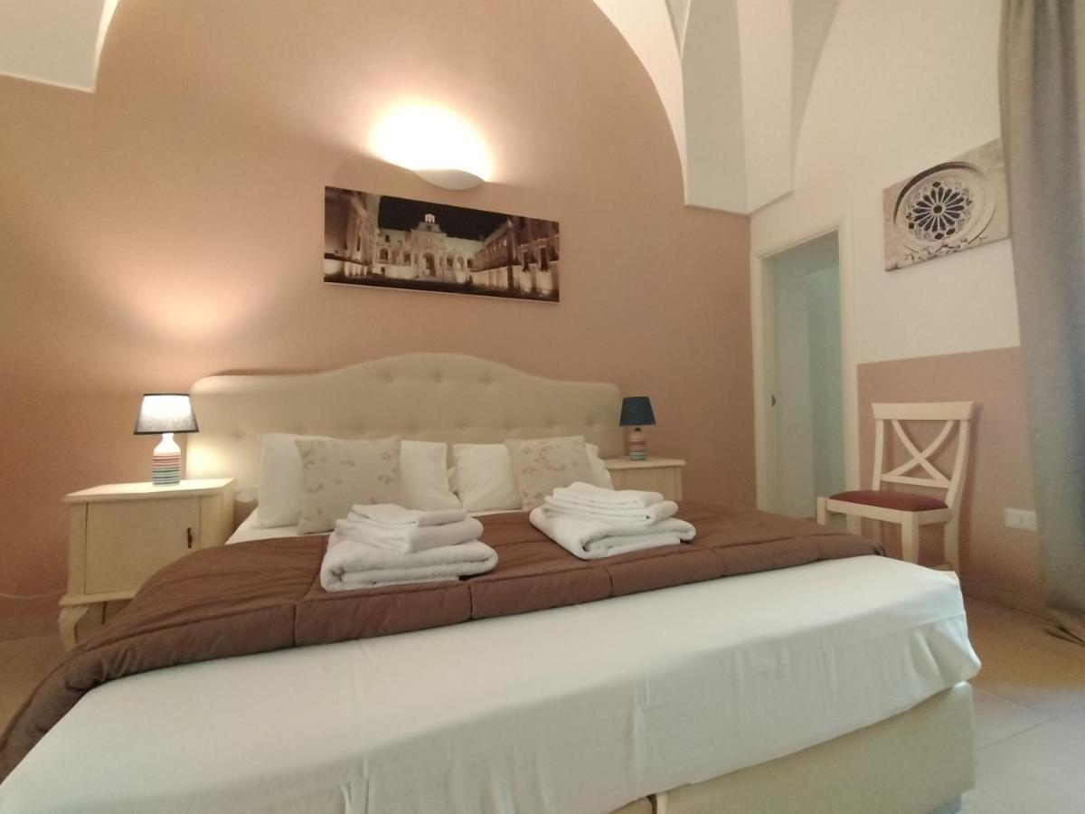 Bed and Breakfast Casa Mamma Elvira Lecce Zewnętrze zdjęcie