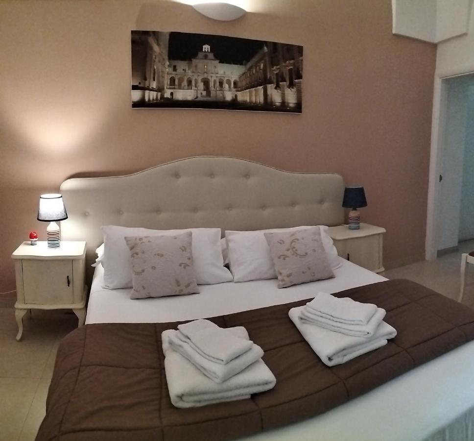 Bed and Breakfast Casa Mamma Elvira Lecce Zewnętrze zdjęcie